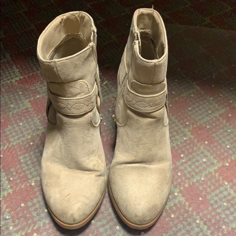 F21 booties